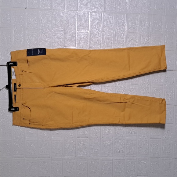Charter Club Bristol Skinny Ankle Jeans in Honey Glaze 14 - Picture 3 of 9